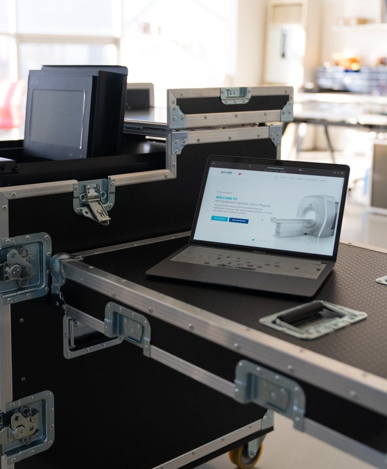 voyager magnet power supply: