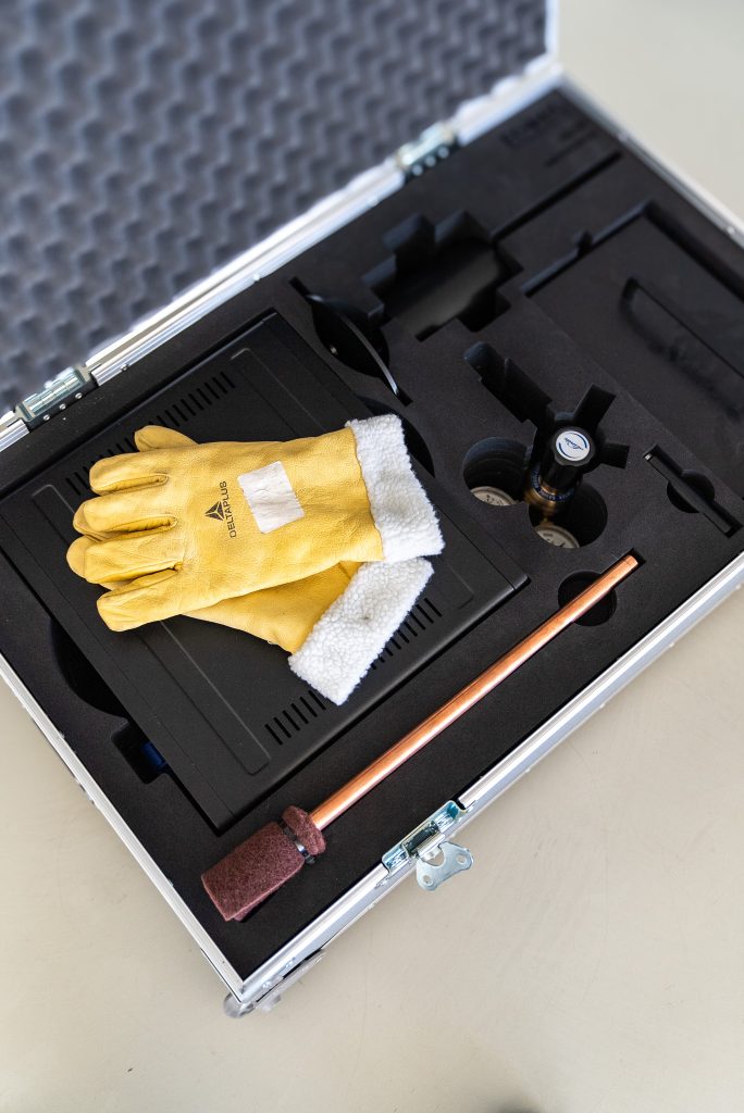 The GE Coldhead Service Kit is a complete and user-friendly solution for performing coldhead replacements on GE magnets. With advanced features and high-quality components, this kit ensures a smooth, safe, and efficient replacement process.