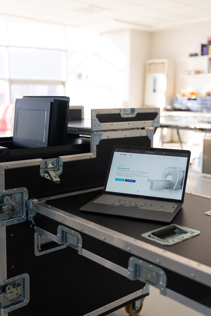 EXPLORER:Optimize Shimming with Precision and Efficiency The Explorer is designed to minimize shimming time and reduce user interaction, offering unmatched ease and reliability for professionals.